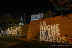 Hostecar pide a Vía Pública que la ampliación de la hora de cierre de bares y restaurantes se extienda a las terrazas en La Noche de los Museos