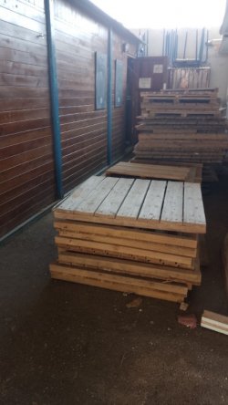 Se vende Chiringuito de madera.