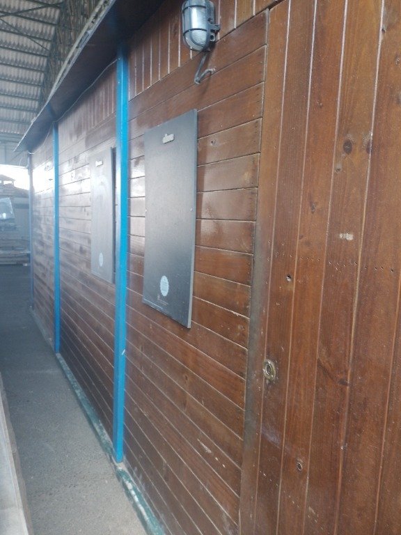 Se vende Chiringuito de madera.