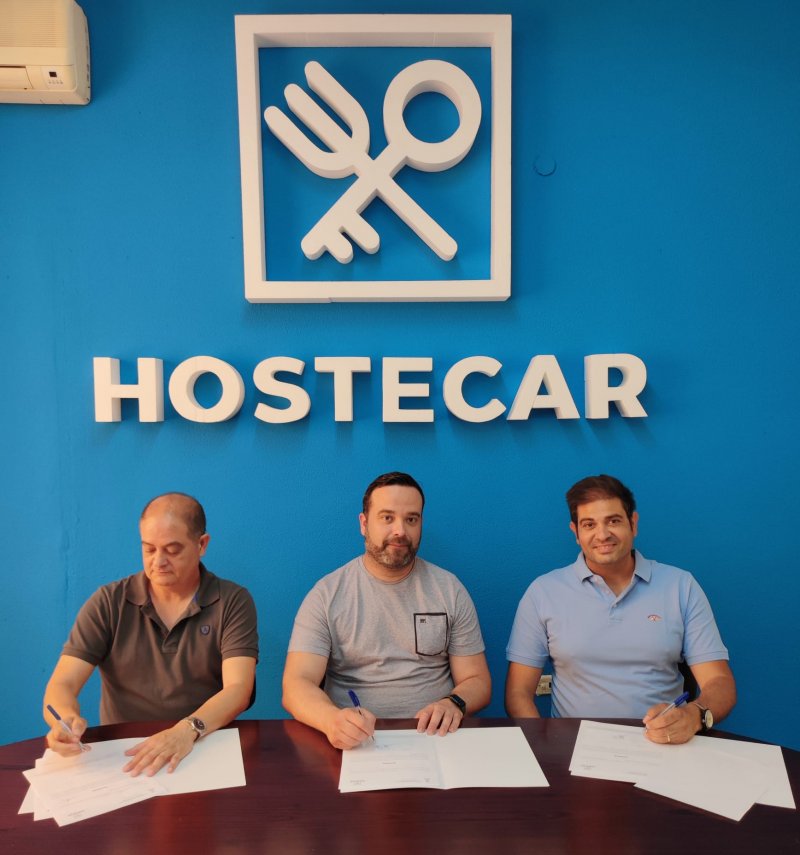 Hostecar firma un convenio de colaboración con la Asociación de Vendedores de Plazas y Mercado de Cartagena