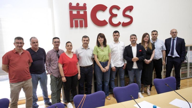 Los hosteleros firman una subida salarial de casi el 22% para renovar el convenio colectivo, el mayor esfuerzo empresarial de la historia