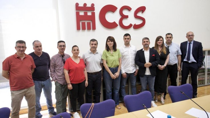 Los hosteleros firman una subida salarial de casi el 22% para renovar el convenio colectivo, el mayor esfuerzo empresarial de la historia