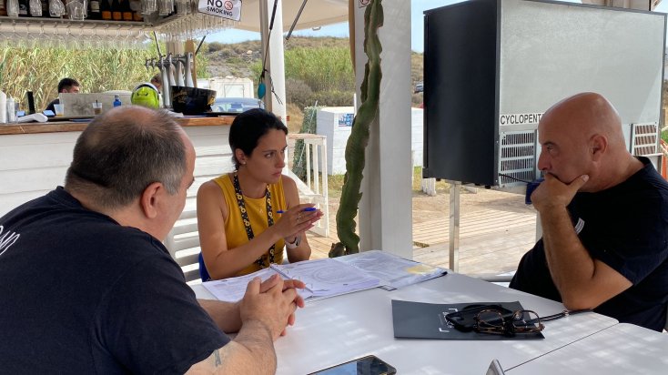 HOSTECAR refuerza las auditorias de sanidad en chiringuitos y establecimientos de la costa